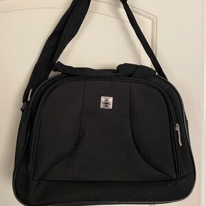 Skyline travel tote bag black